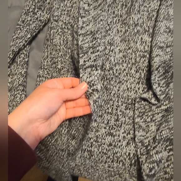 Women's Large Long Sweater Cardigan-Large - Picture 3 of 8